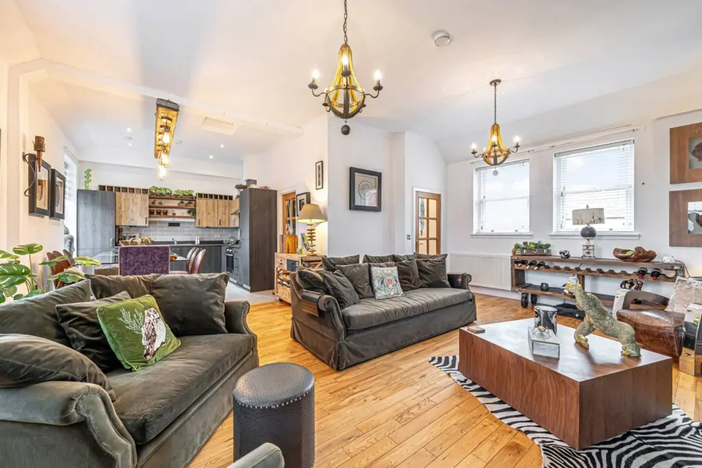 7786681d 3b3c 48ab 9c58 a1c74101f6d8.jpg