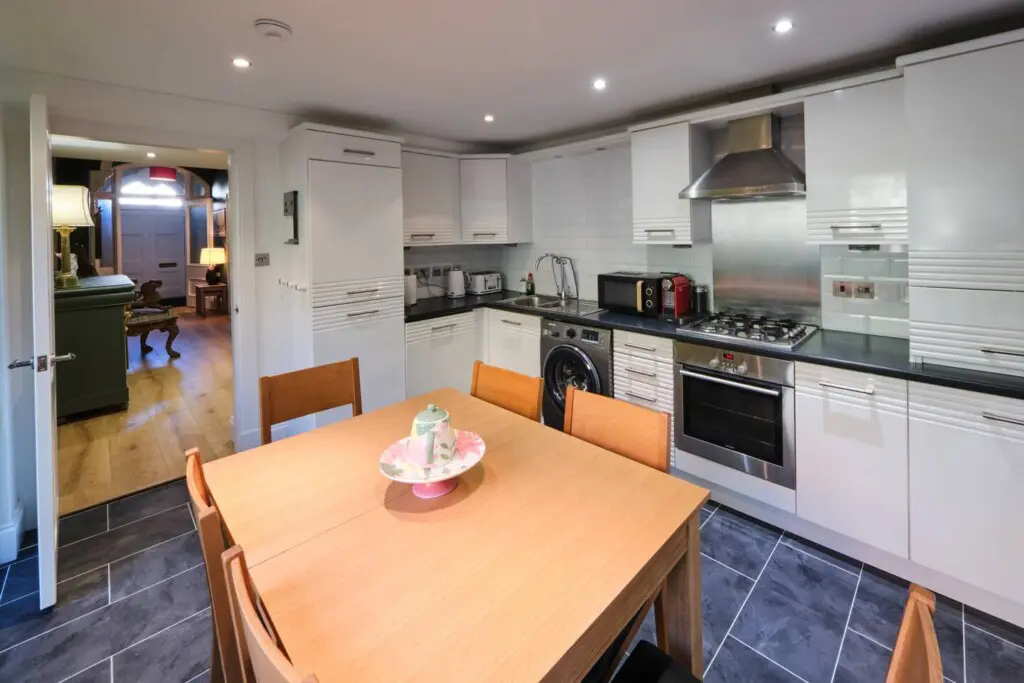 82669cc6 6f17 4b94 b869 3df9f472efc2.jpg