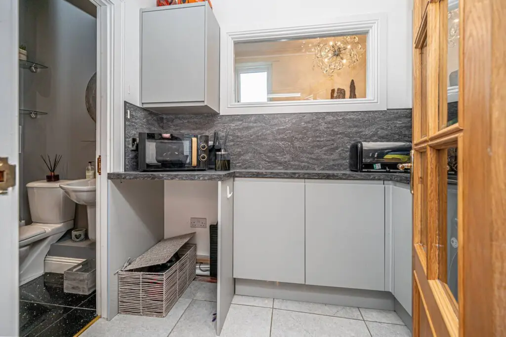 b664711c e4ca 4b7c a8c7 87b476c6fb41.jpg