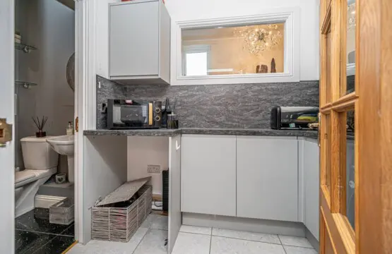 b664711c e4ca 4b7c a8c7 87b476c6fb41.jpg