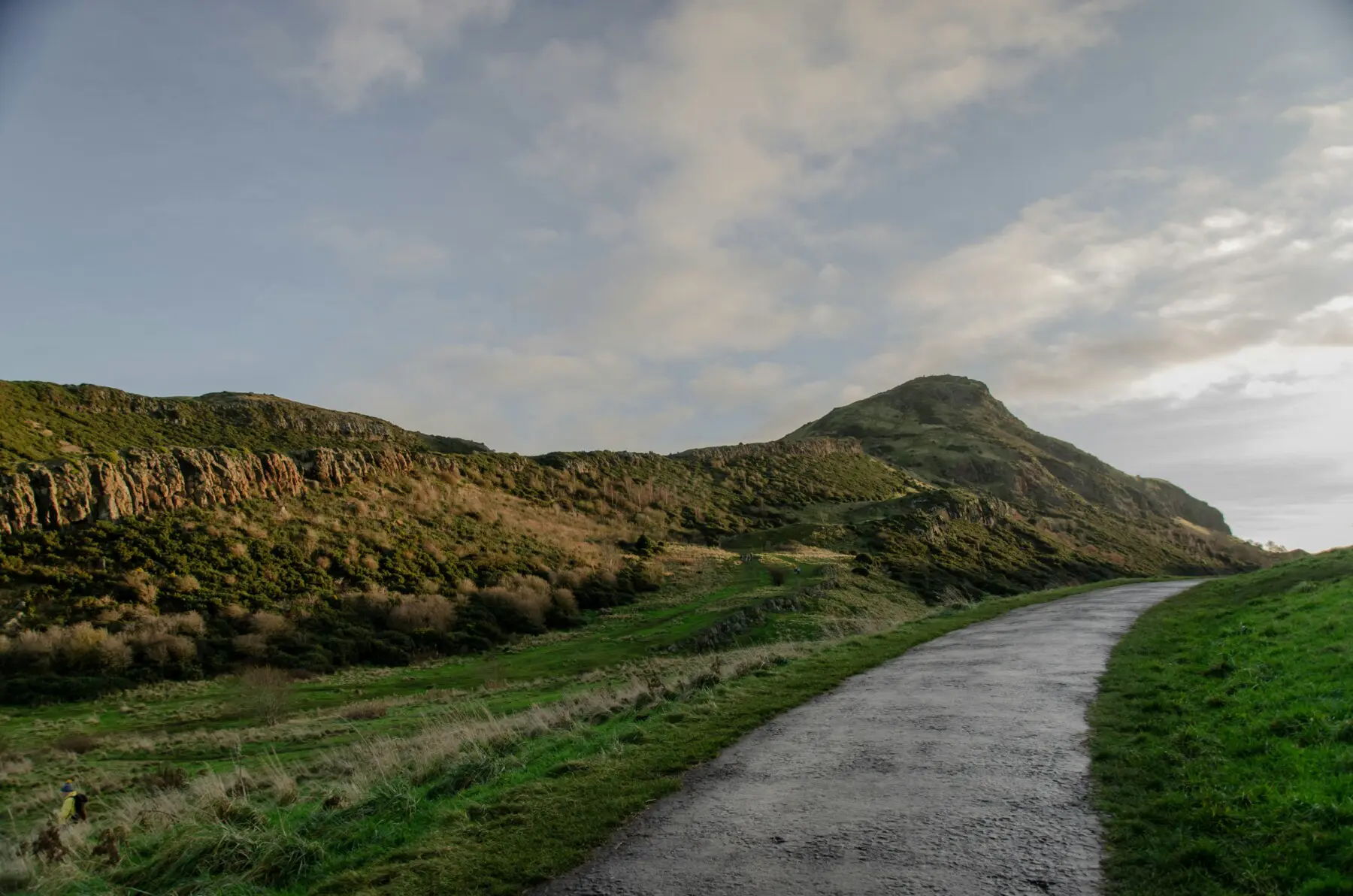Arthur's Seat Edinburgh walking path