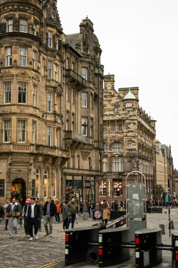 Edinburgh city centre - why stay in Fife instead of Edinburgh Urban Haggis Stays