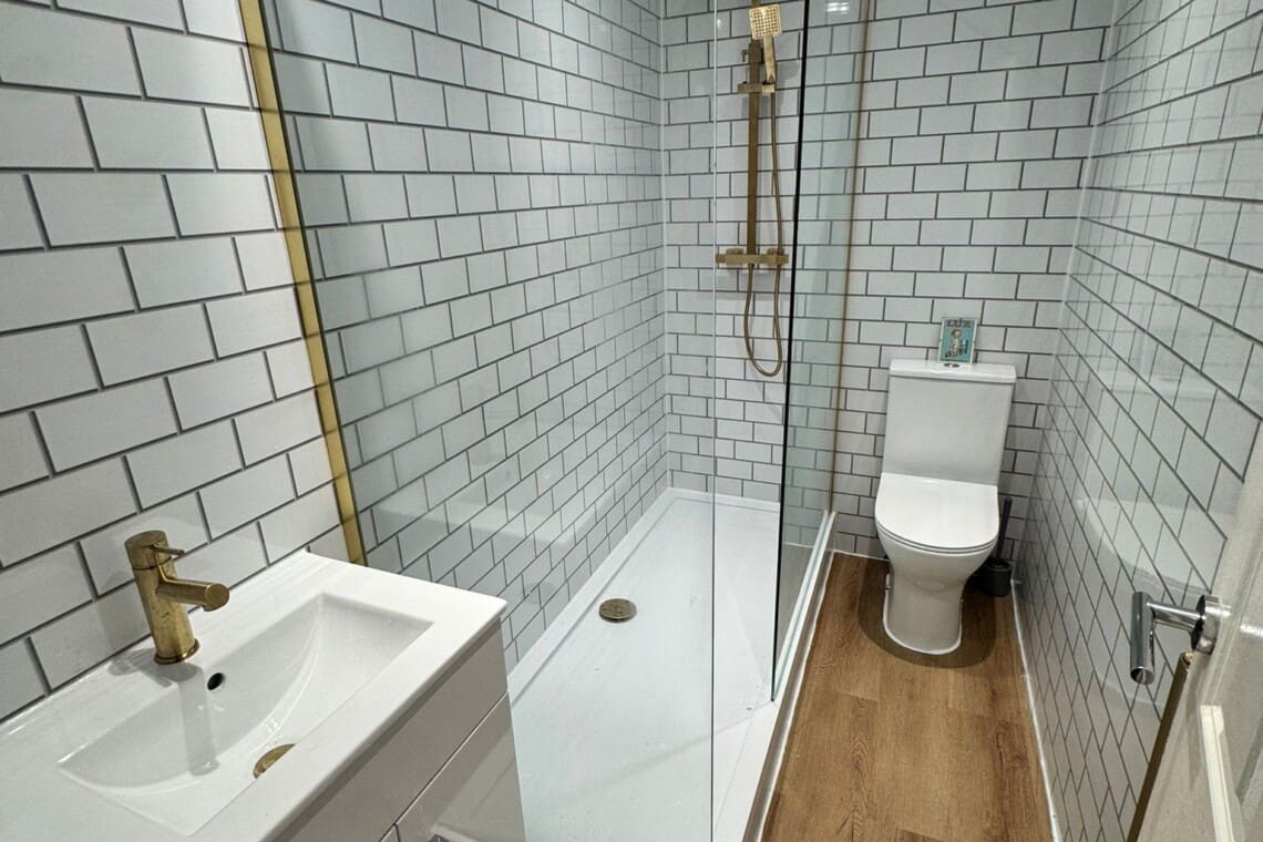 Bathroom 2