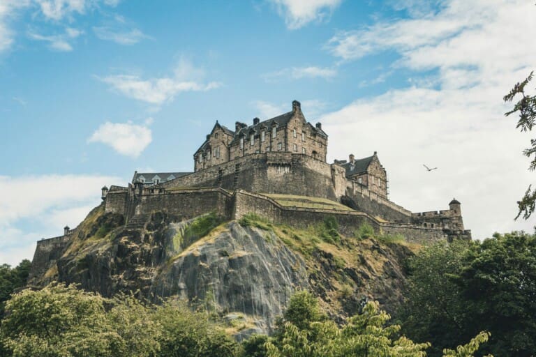 Edinburgh day trip from Fife - Edinburgh Castle skyline
